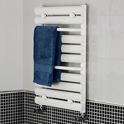 Crown Radiators Radiator With Built In Towel Rails (White). 445x650mm.