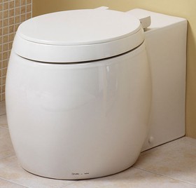 Ofuro Back to wall WC set with toilet pan and seat.