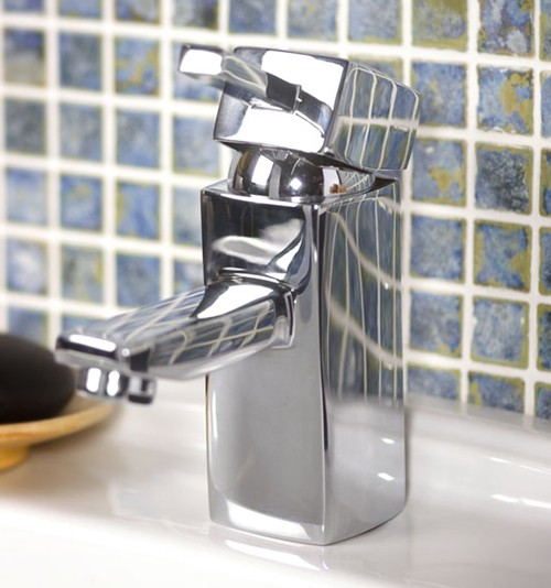 Mono Basin Mixer Tap With Pop Up Waste (Chrome). additional image