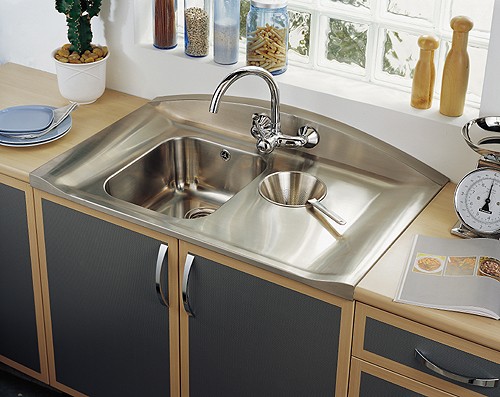 1.25 Bowl Stainless Steel Sink, Right Hand Drainer. 665mm. additional image