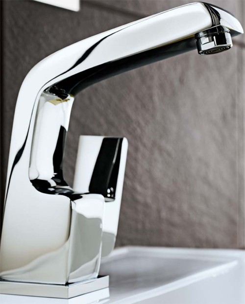 Mono Basin Mixer Tap With Click-Clack Waste (Chrome). additional image