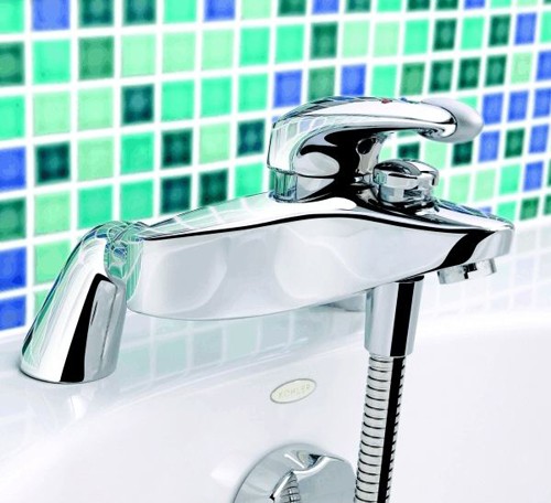 Bath Shower Mixer Tap With Shower Kit (Chrome). additional image