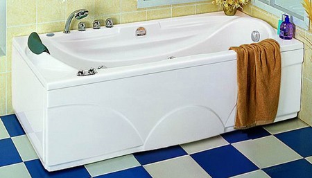 Deluxe Whirlpool Bath.  Right Handed. 1700x800mm. additional image