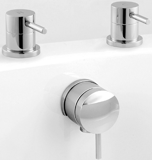 Freeflow Bath Filler With Pop Up Waste (Chrome). additional image
