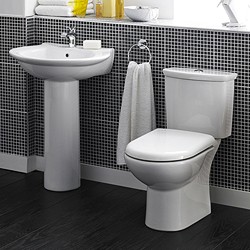 Crown Ceramics Otley 4 Piece Bathroom Suite With Toilet & 600mm Basin.