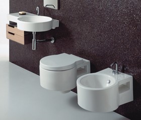 Flame 4 Piece Bathroom Suite.