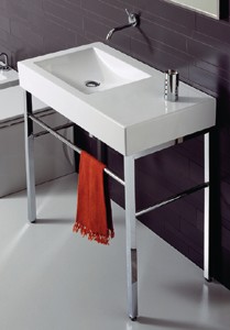 Frozen Basin with no tap holes. 900 x 500mm. Chrome stand included.