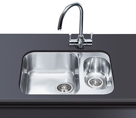 Smeg Sinks 1.5 Bowl Stainless Steel Undermount Kitchen Sink.