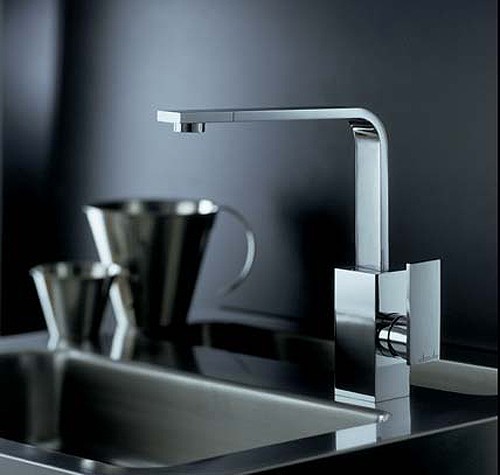 Media Slimline Single Lever Kitchen Tap (Chrome). additional image