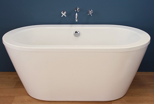 Freestanding Bath With Surround Panel (1500mm). additional image
