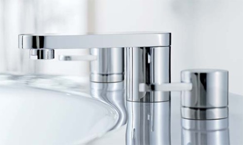 3 Tap Hole Basin Mixer Tap With Click-Clack Waste (Chrome). additional image