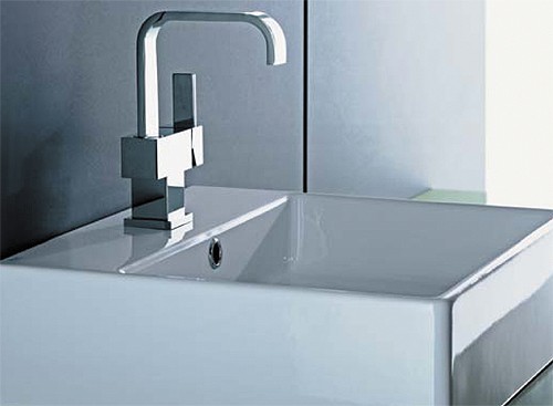 Mono Basin Mixer Tap With Click-Clack Waste (Chrome). additional image