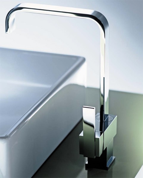 Flow Monoblock Kitchen Tap With Swivel Spout (Chrome). additional image