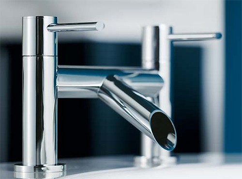 Bath Filler Tap (Chrome). additional image