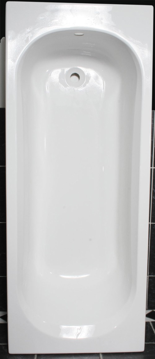 White acrylic bath. 1700 x 700mm. Legs included. No Tap holes. additional image